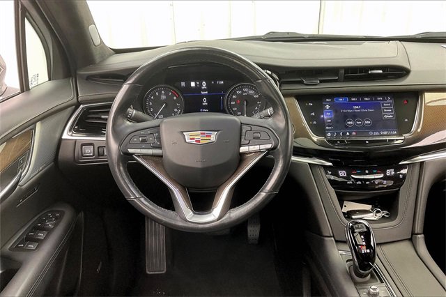 Used 2020 Cadillac XT6 Premium Luxury w/ Platinum Package image 5
