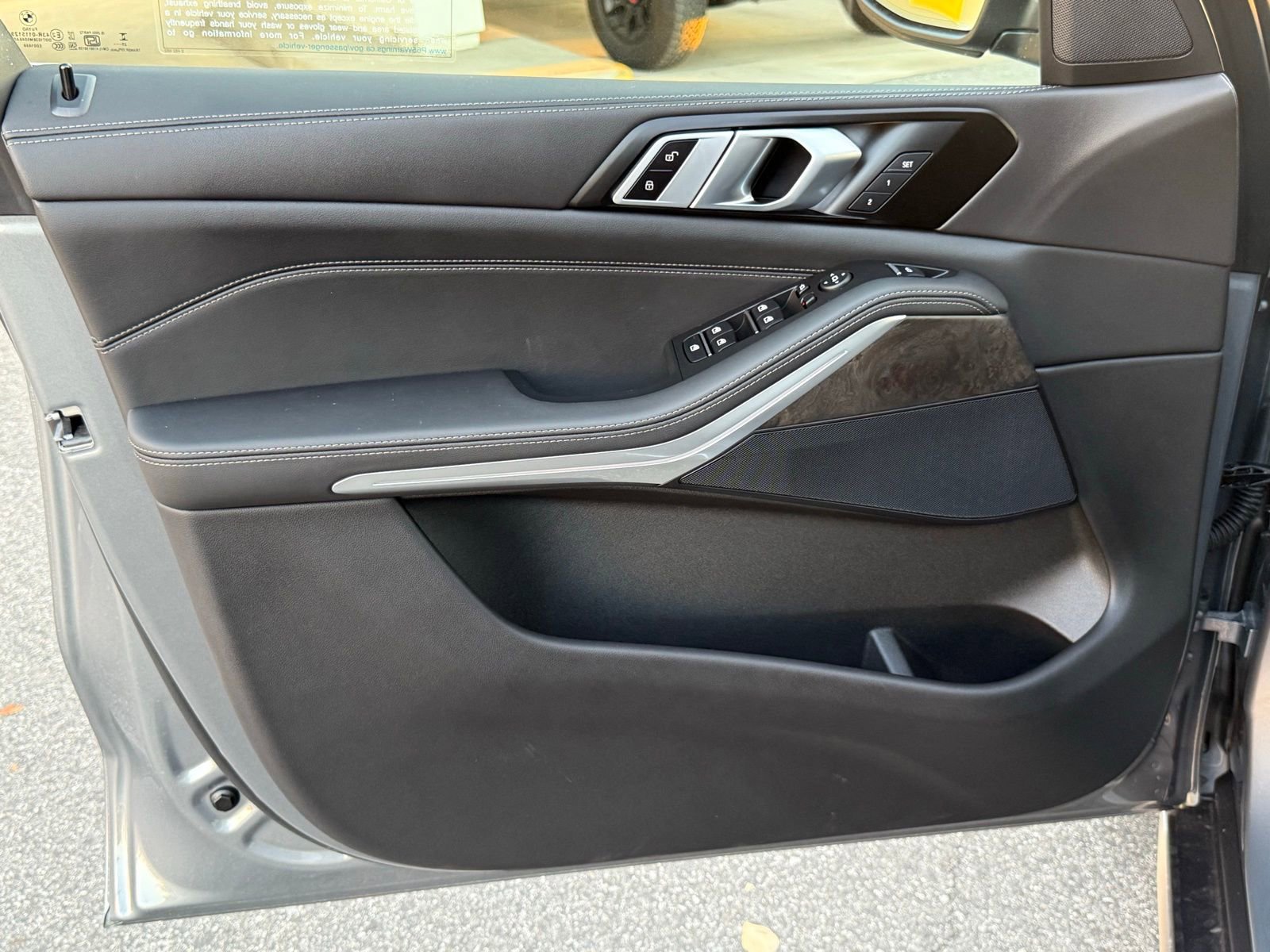 New 2026 BMW X5 sDrive40i image 17