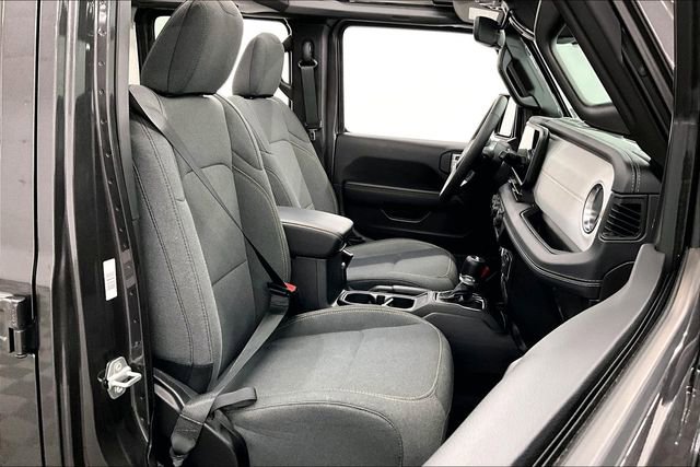 Used 2025 Jeep Wrangler Sahara 4xe w/ Safety Group image 8