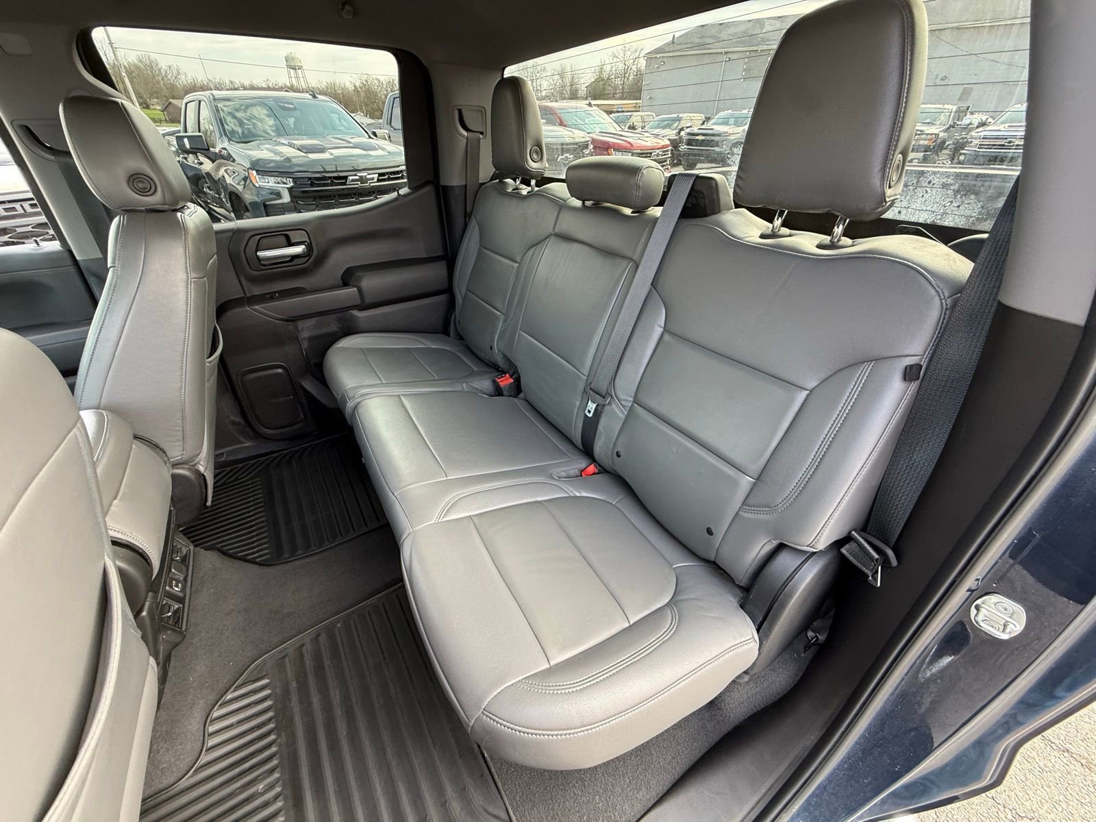 Used 2021 Chevrolet Silverado 1500 LT w/ Z71 Off-Road Package image 20