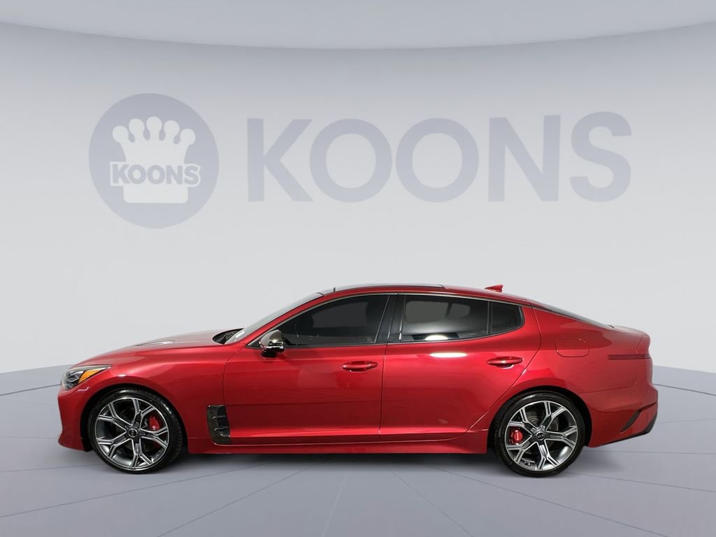 Used 2018 Kia Stinger GT2 image 2