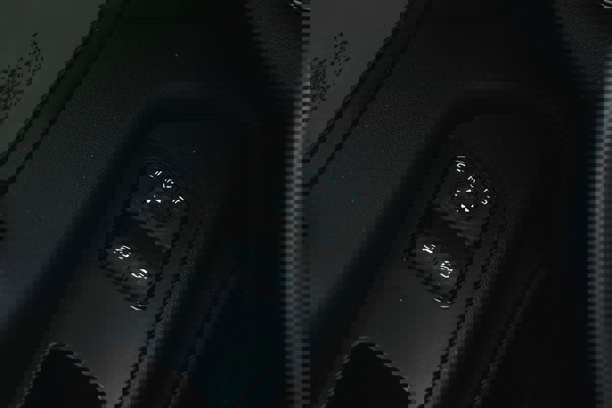 Used 2021 Mercedes-Benz Sprinter 2500 image 24