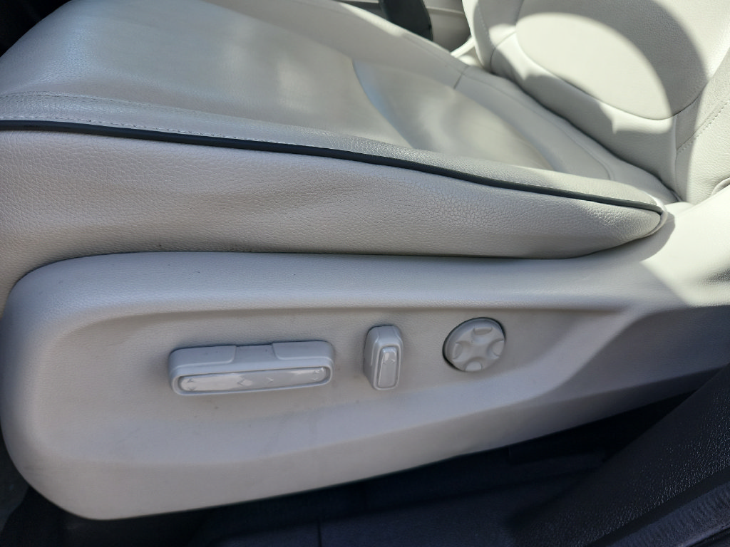 Used 2025 Honda Odyssey Touring image 25