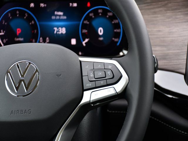 New 2026 Volkswagen Atlas SEL Premium R-Line image 24