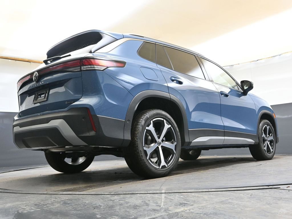 New 2026 Volkswagen Tiguan SE image 40