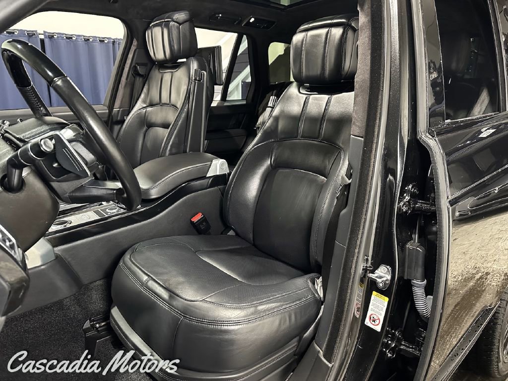Used 2018 Land Rover Range Rover Autobiography image 8
