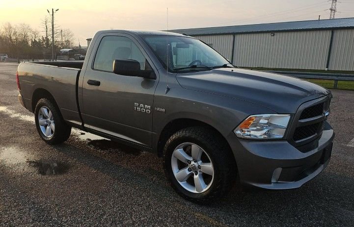 Used 2013 RAM 1500 Express image 1