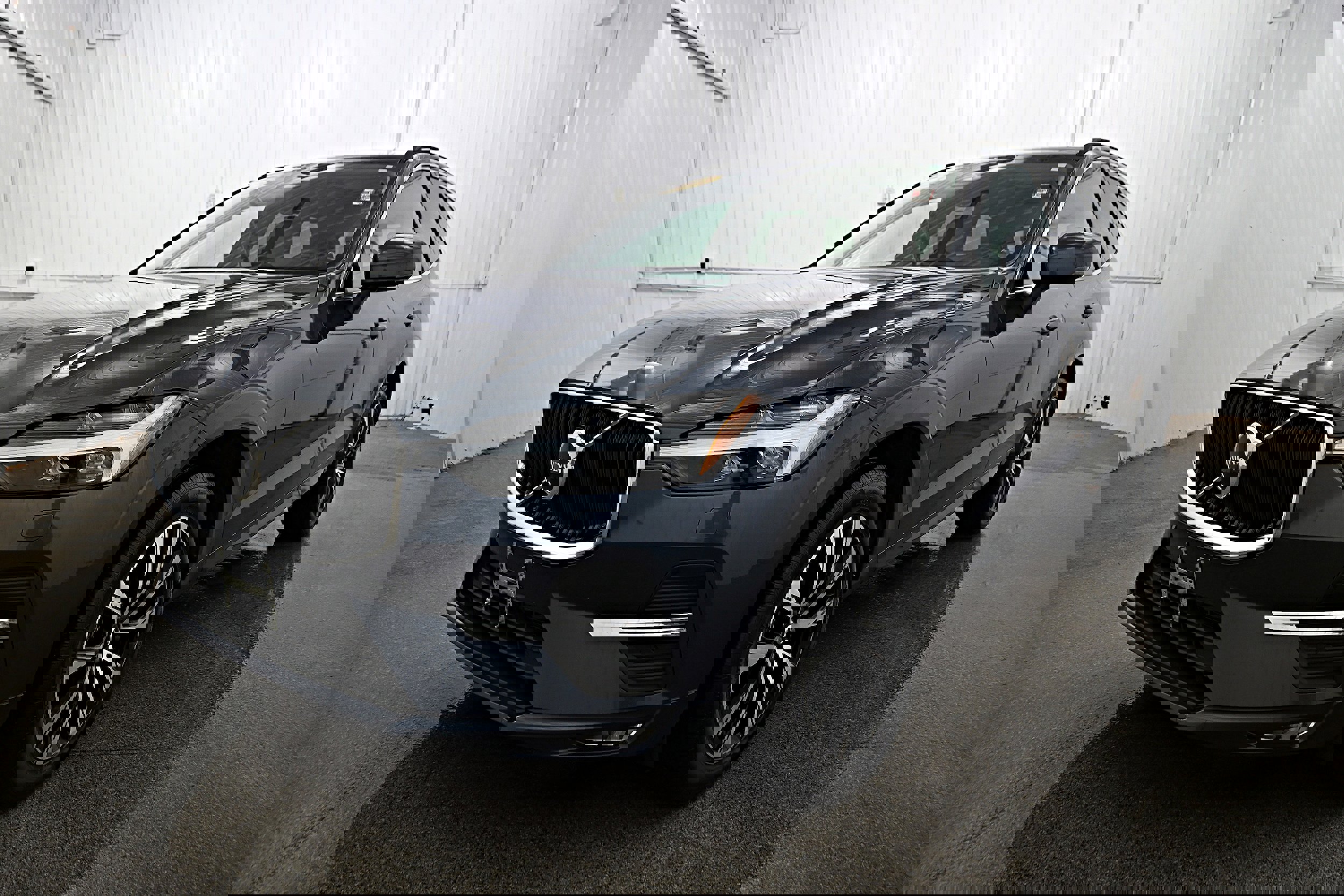 Used 2023 Volvo XC60 B5 Core w/ Climate Package image 21