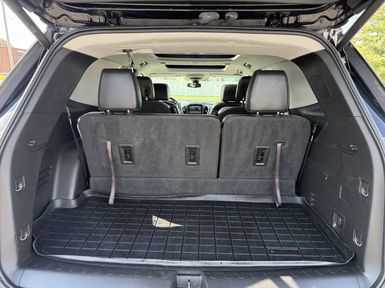 Used 2018 Chevrolet Traverse LT FWD image 11