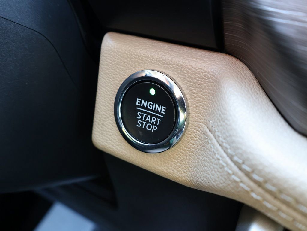 Used 2024 Ford Expedition Limited image 20