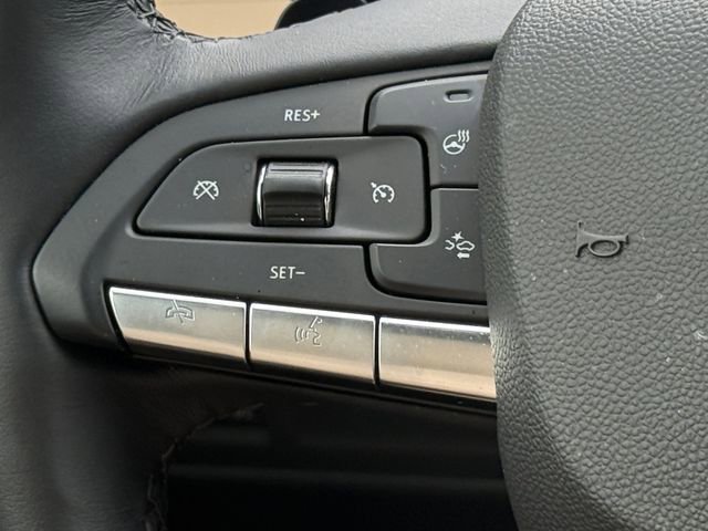 Certified 2025 Cadillac XT4 Premium Luxury w/ Cold Weather Package image 10