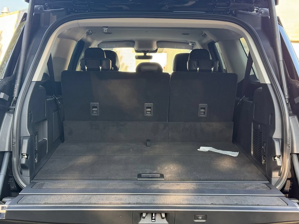 New 2027 Lincoln Navigator L Premier AWD/4WD image 19