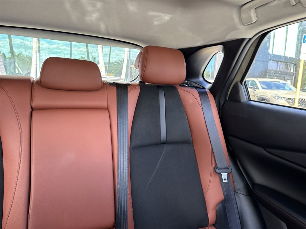 New 2024 MAZDA CX-30 Carbon image 20