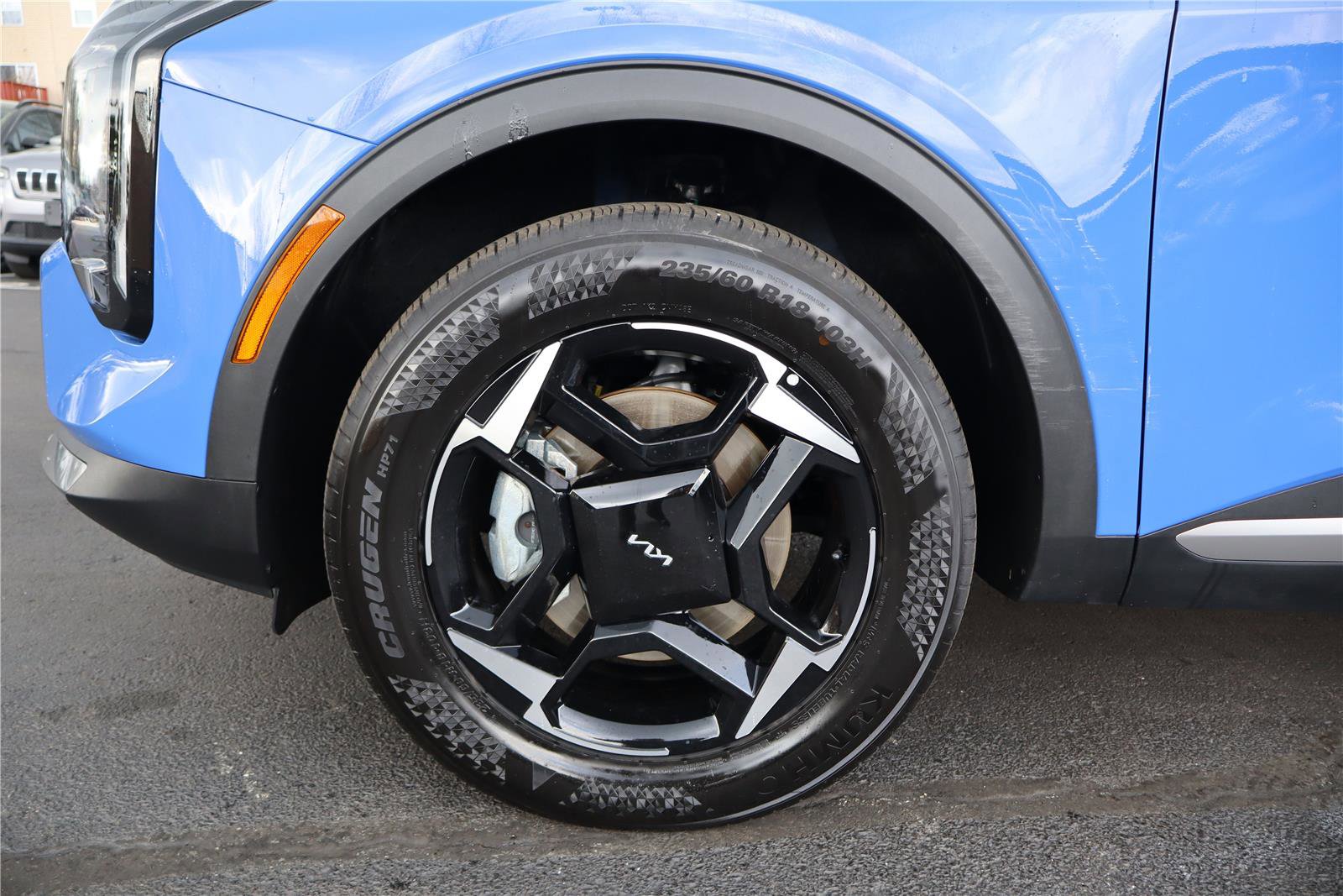 Certified 2026 Kia Sportage EX w/ EX Panorama Roof Package image 11