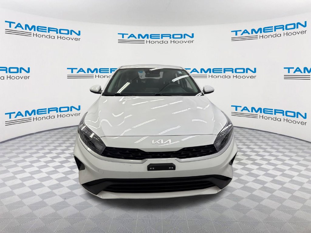 Used 2024 Kia Forte LXS FWD image 8