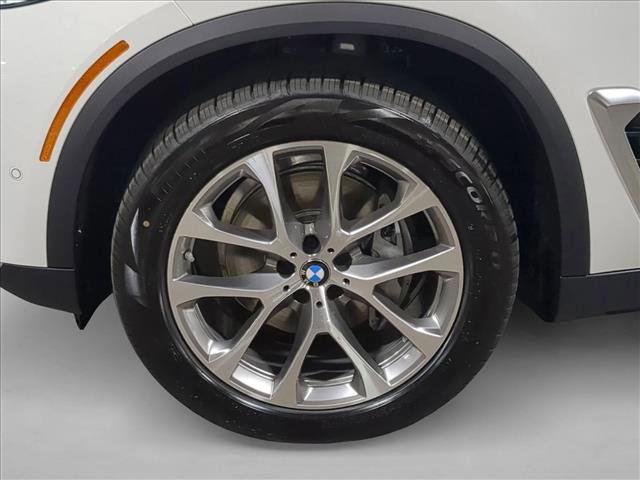 New 2026 BMW X5 xDrive40i w/ Climate Comfort Package image 10