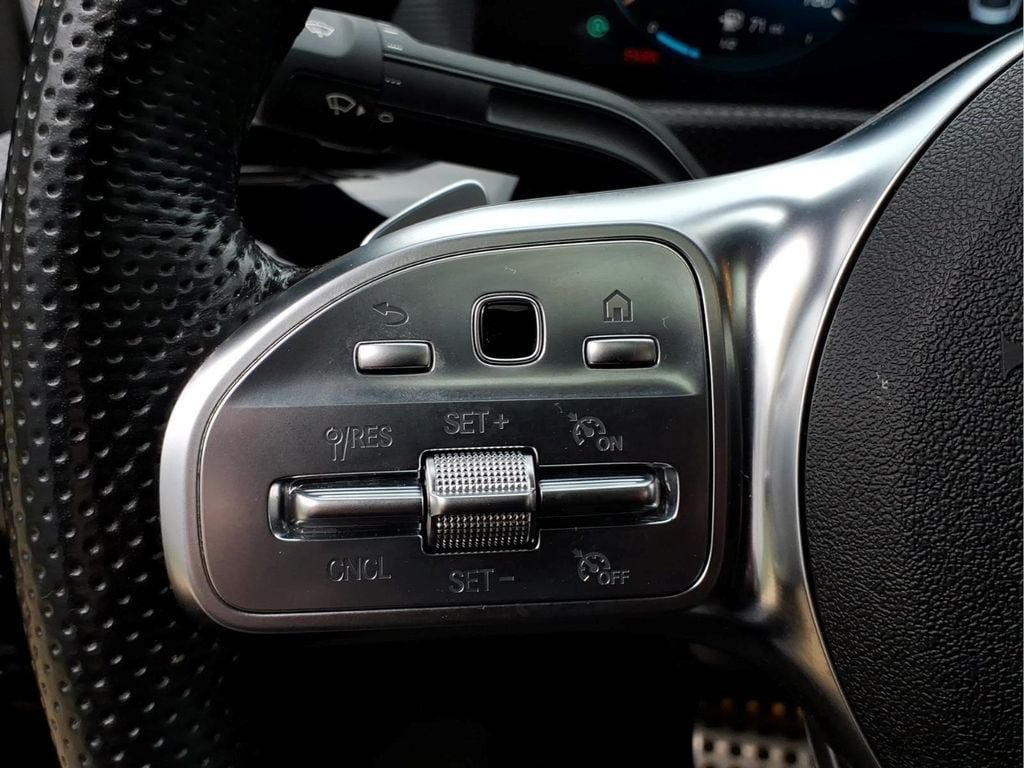 Used 2022 Mercedes-Benz CLA 250 image 26