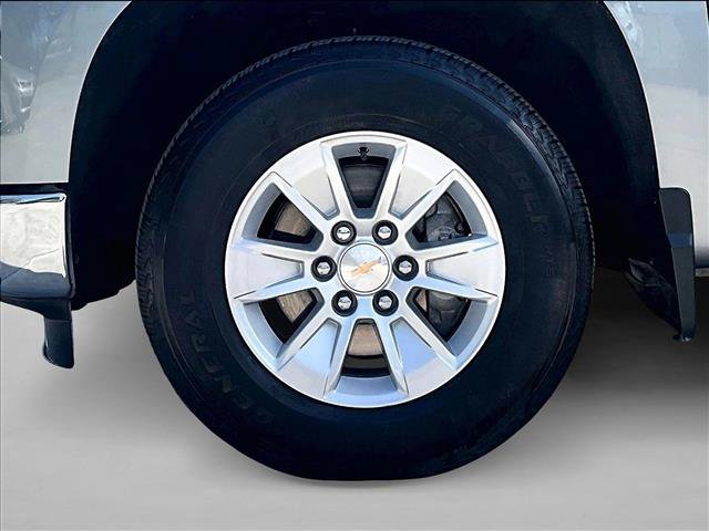 Used 2025 Chevrolet Silverado 1500 LT RWD image 10