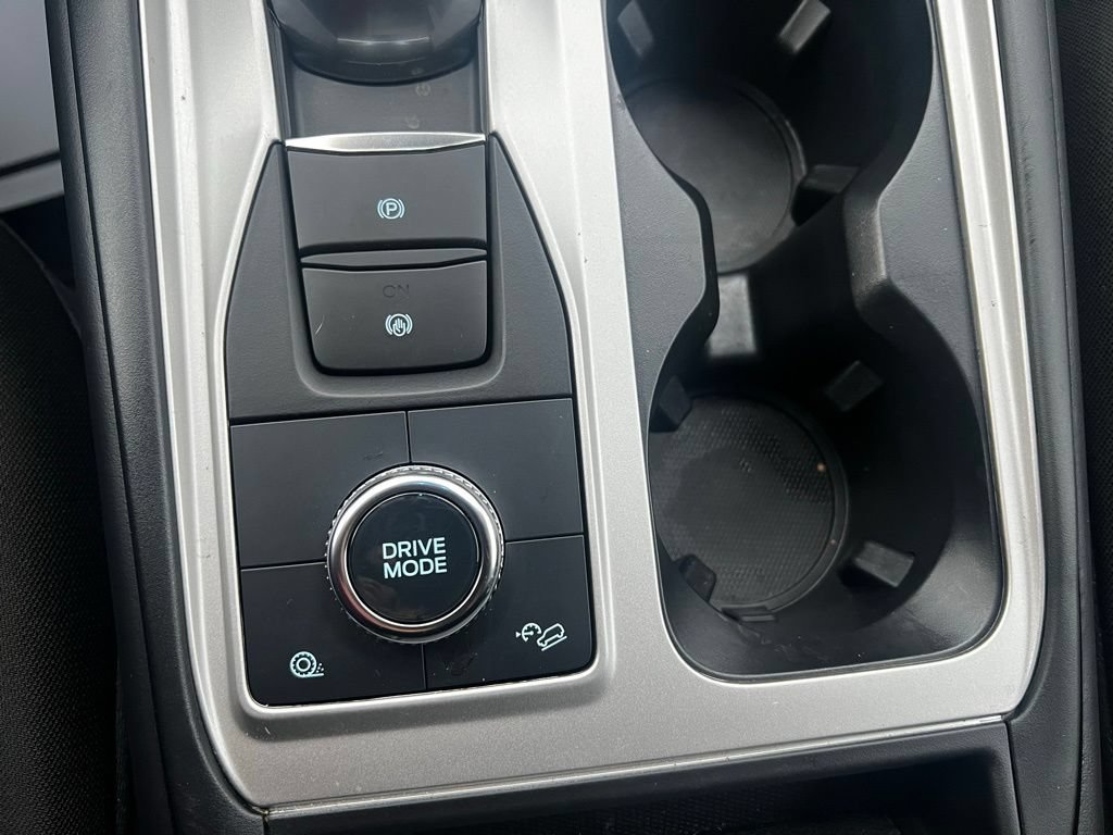 Used 2023 Ford Explorer XLT AWD/4WD image 47