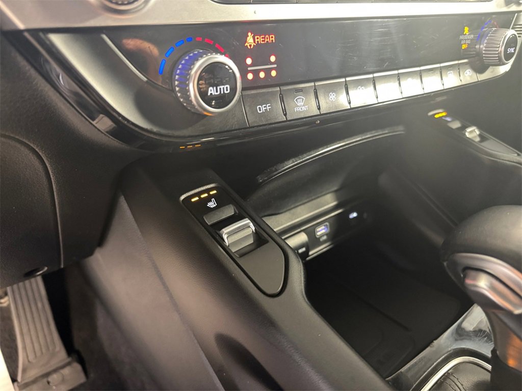 Certified 2024 Kia Telluride S w/ S Sunroof Package image 30