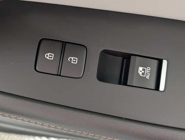 Used 2018 Genesis G80 3.3T Sport AWD/4WD image 34