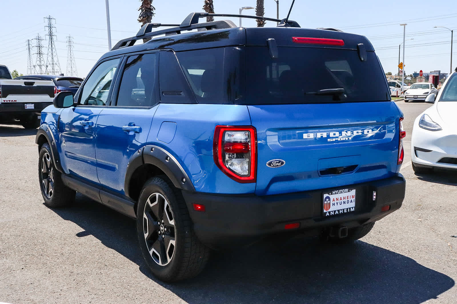 Used 2022 Ford Bronco Sport Outer Banks w/ Tech Package AWD/4WD image 8