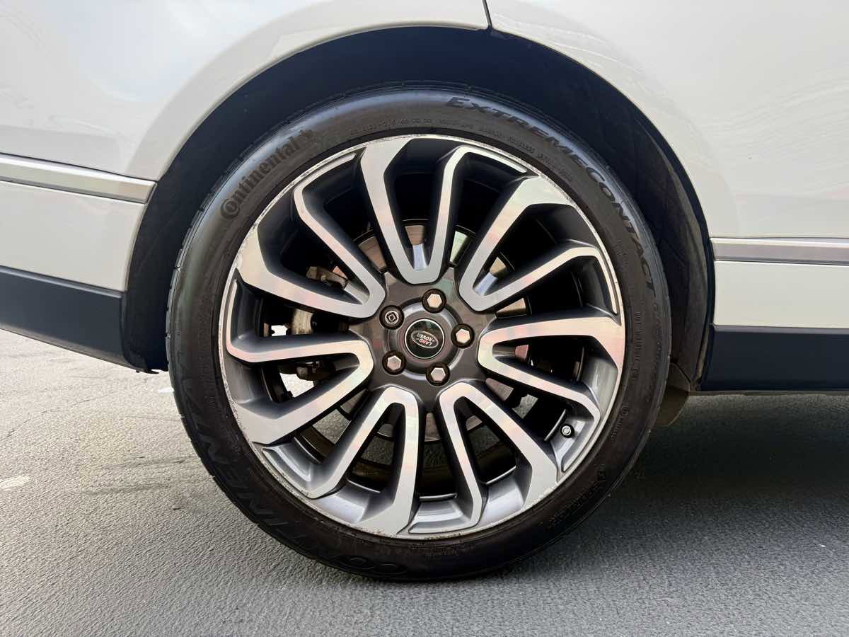 Used 2016 Land Rover Range Rover Long Wheelbase Supercharged image 21