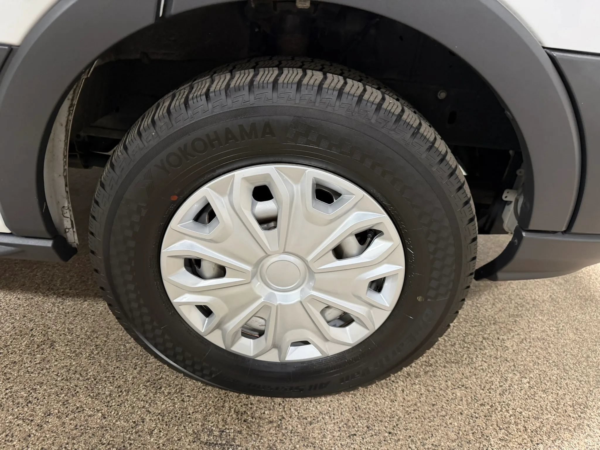 Used 2018 Ford Transit 150 XL RWD image 58