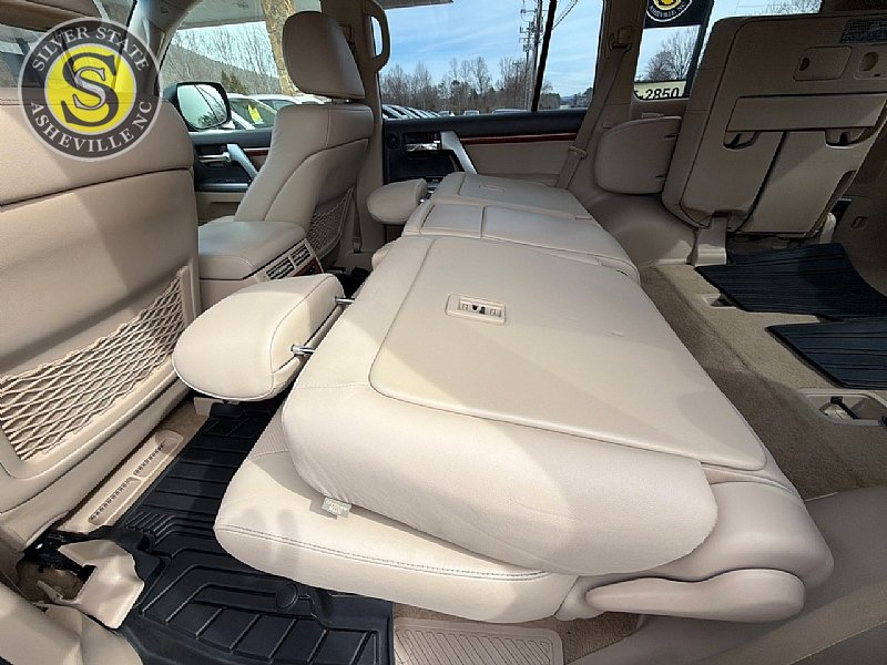 Used 2013 Toyota Land Cruiser AWD/4WD image 16