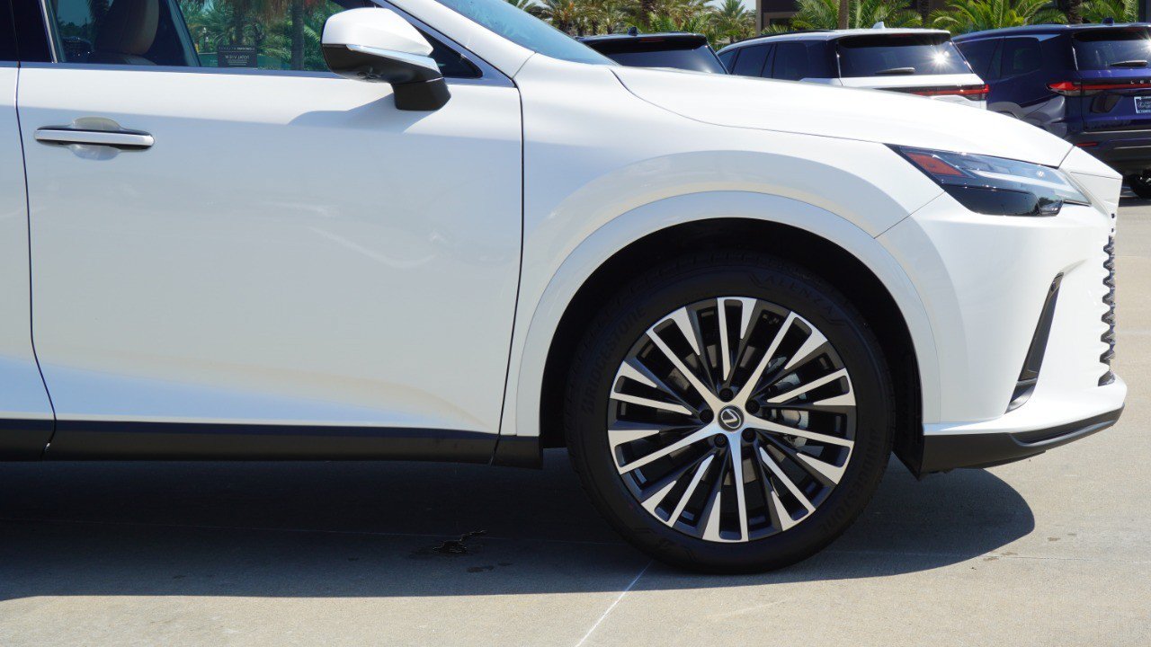 Certified 2025 Lexus RX 350 Premium Plus w/ Accessory Package (Z1) FWD image 9