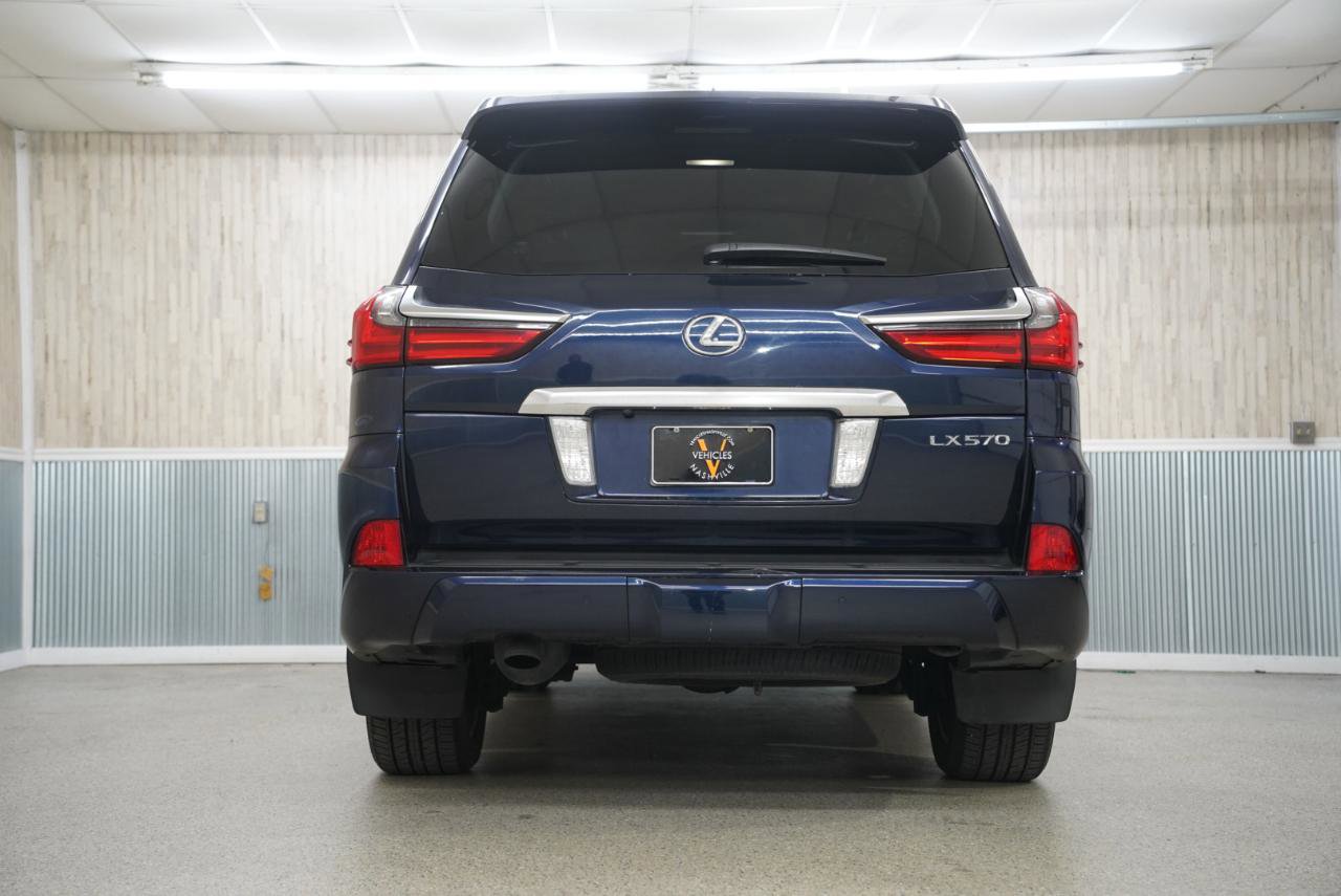 Used 2016 Lexus LX 570 4WD w/ Luxury Package image 7