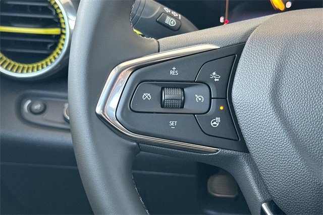 New 2026 Chevrolet Trax LT w/ Driver Confidence Package image 30