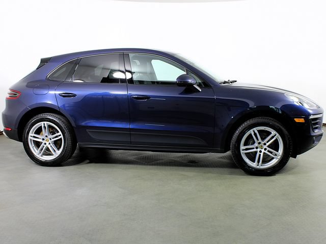 Used 2018 Porsche Macan AWD/4WD image 8