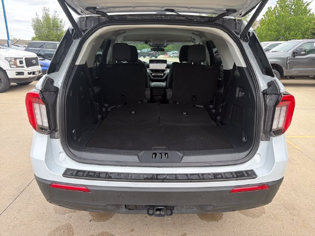 New 2026 Ford Explorer Active AWD/4WD image 8