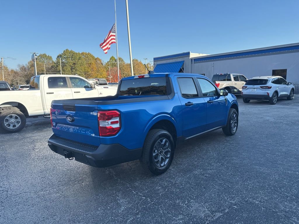 New 2025 Ford Maverick XLT w/ XLT Luxury Package image 3