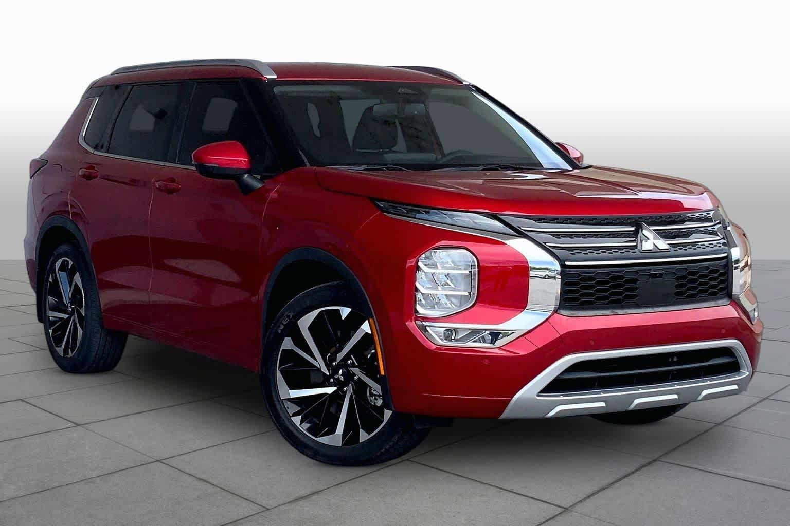 Used 2022 Mitsubishi Outlander SEL FWD image 3