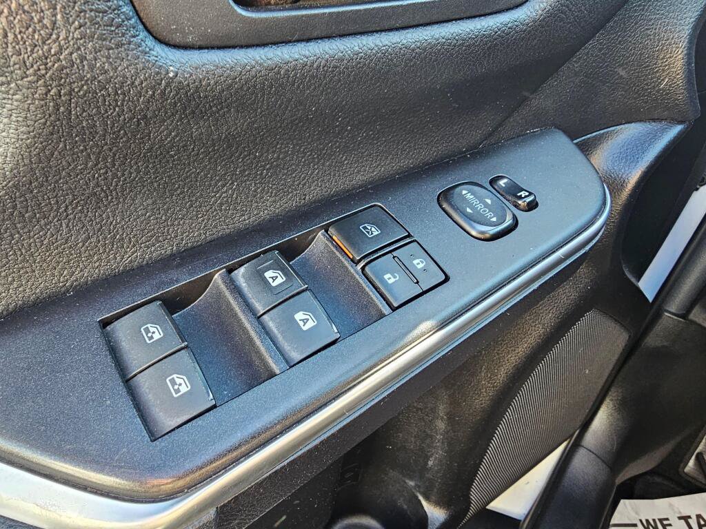 Used 2016 Toyota Camry SE FWD image 22