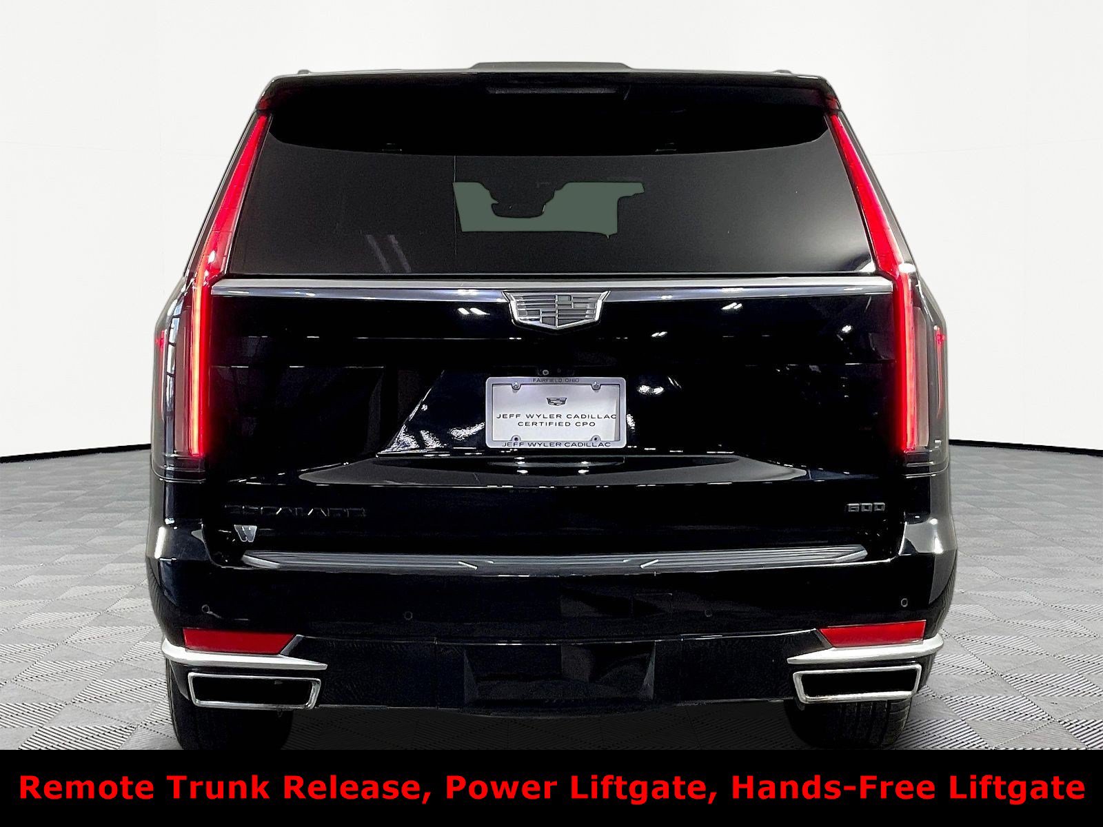 Used 2022 Cadillac Escalade Premium Luxury Platinum w/ LPO, Radiant Package AWD/4WD image 5