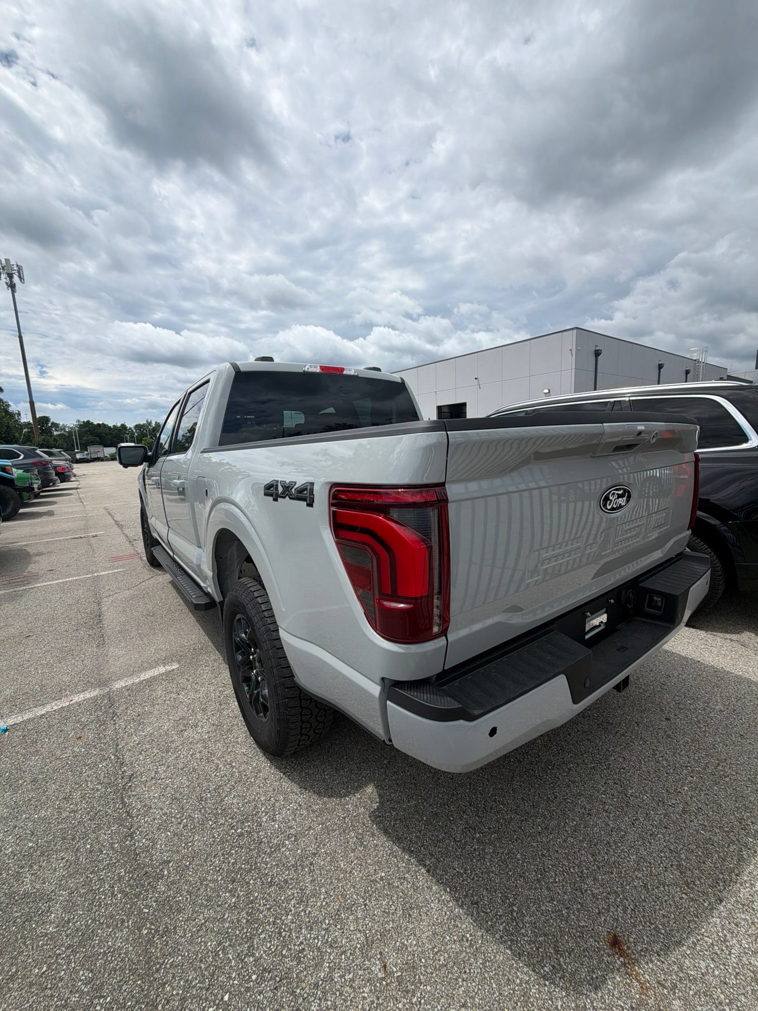 Used 2026 Ford F150 Lariat AWD/4WD image 4