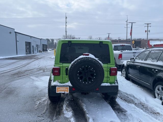 Used 2018 Jeep Wrangler Unlimited Sahara w/ Dual Top Group image 4