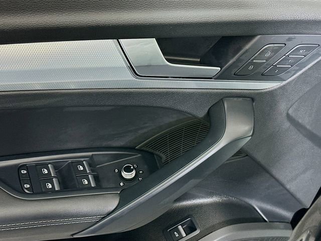 Used 2025 Audi Q5 Prestige image 19