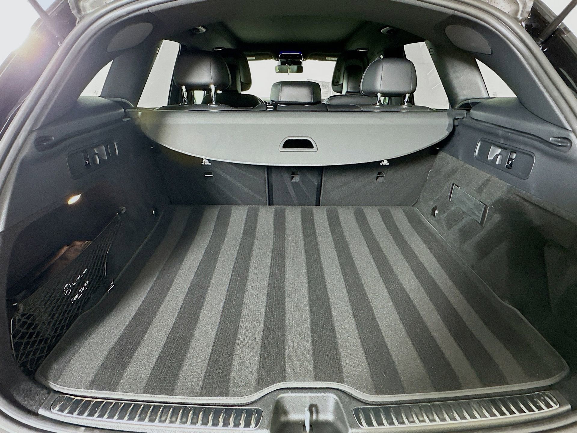 Certified 2026 Mercedes-Benz GLC 300 image 29