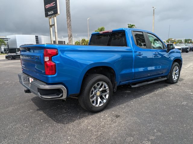 Used 2022 Chevrolet Silverado 1500 LT w/ Protection Package RWD image 4