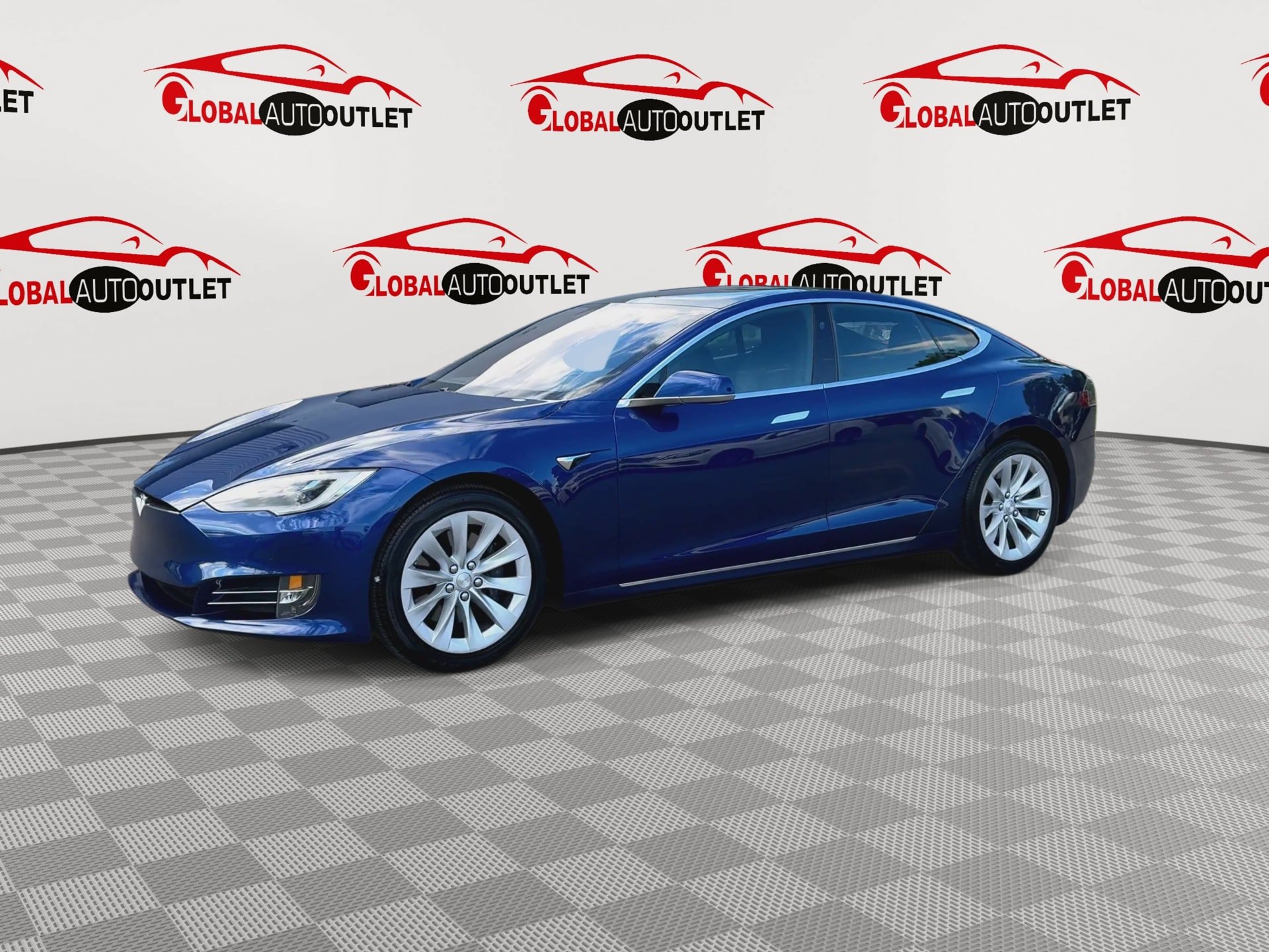 Used 2020 Tesla Model S Long Range Plus AWD/4WD image 4