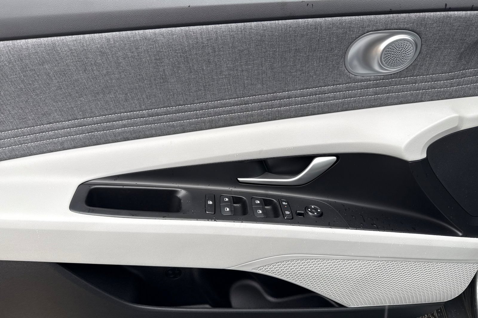 New 2026 Hyundai Elantra SEL Sport FWD image 10