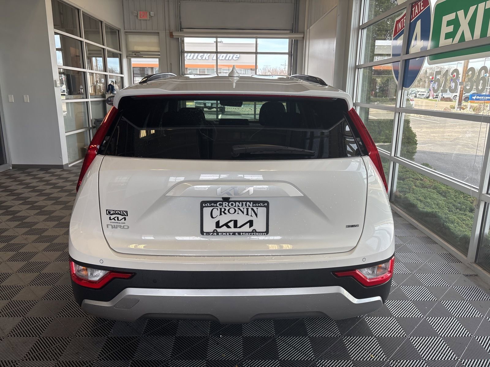 New 2025 Kia Niro EX image 5