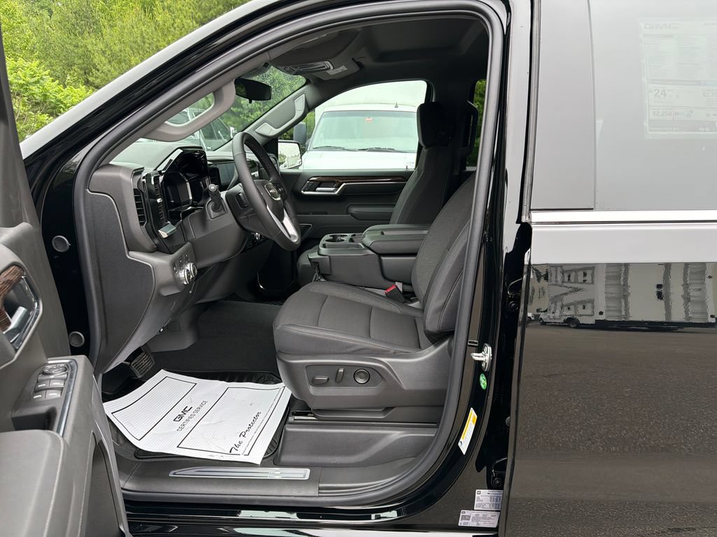 New 2026 GMC Sierra 1500 SLE AWD/4WD image 12