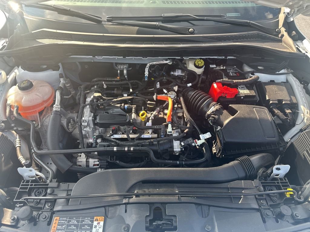 Used 2022 Ford Escape SE w/ SE Sport Appearance Package image 30