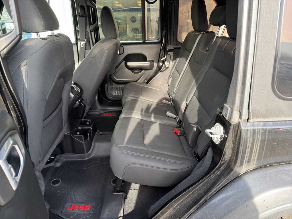 Used 2021 Jeep Wrangler Unlimited Sport w/ Technology Group image 18