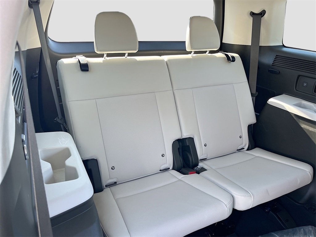 Used 2024 Hyundai Santa Fe Calligraphy image 27